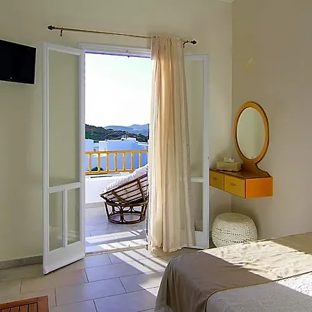 Avanti Hotel 2*