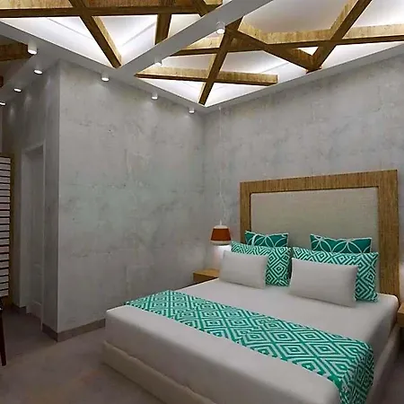 Avanti Hotel