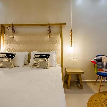 Hotel Avanti 2*